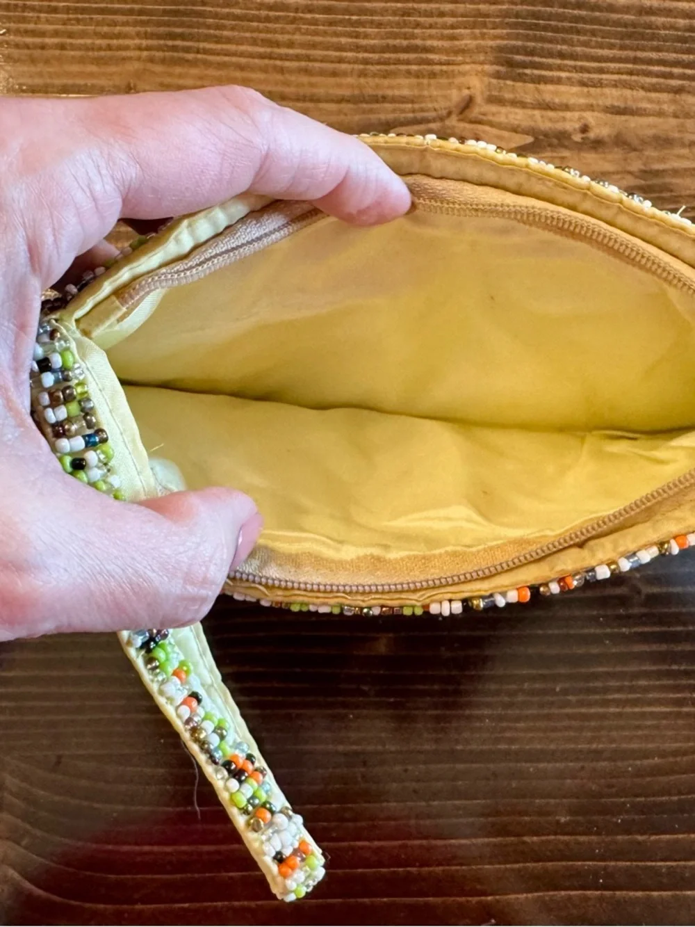 Beaded Boho Multicolor Circle-Pattern Wristlet Wallet